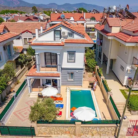 The Ultimate In An Ideal Location, 1004 וילה פאטהיה